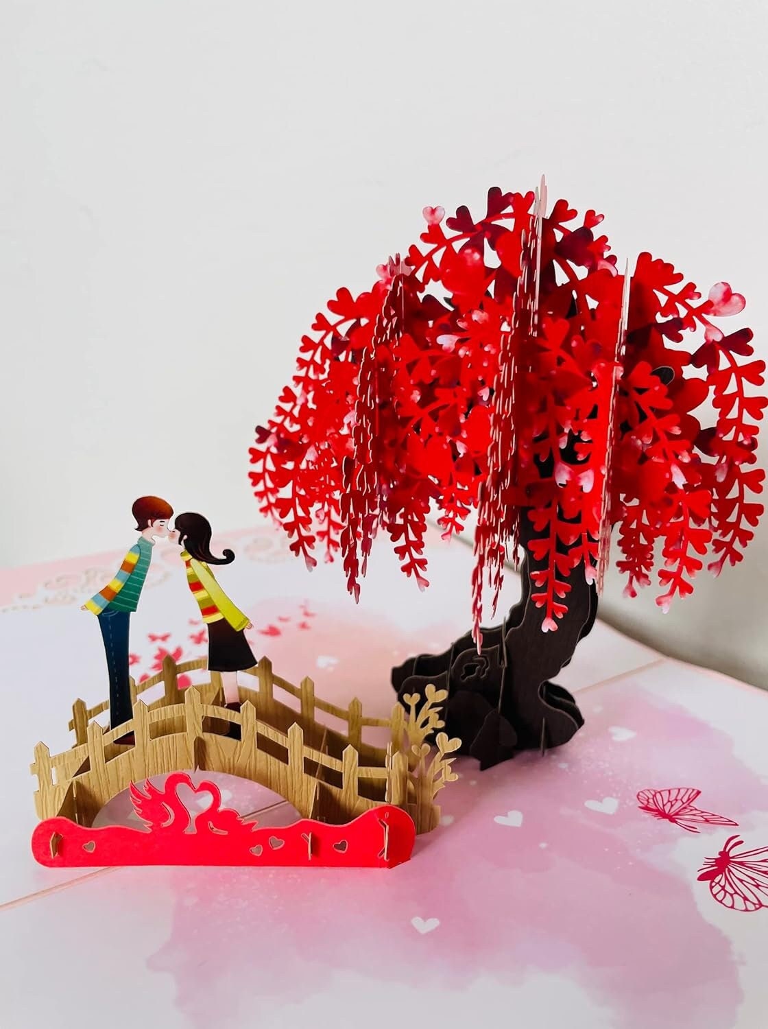 Couple Kiss 3D Pop Up Card - Romantic Valentine's Gift
